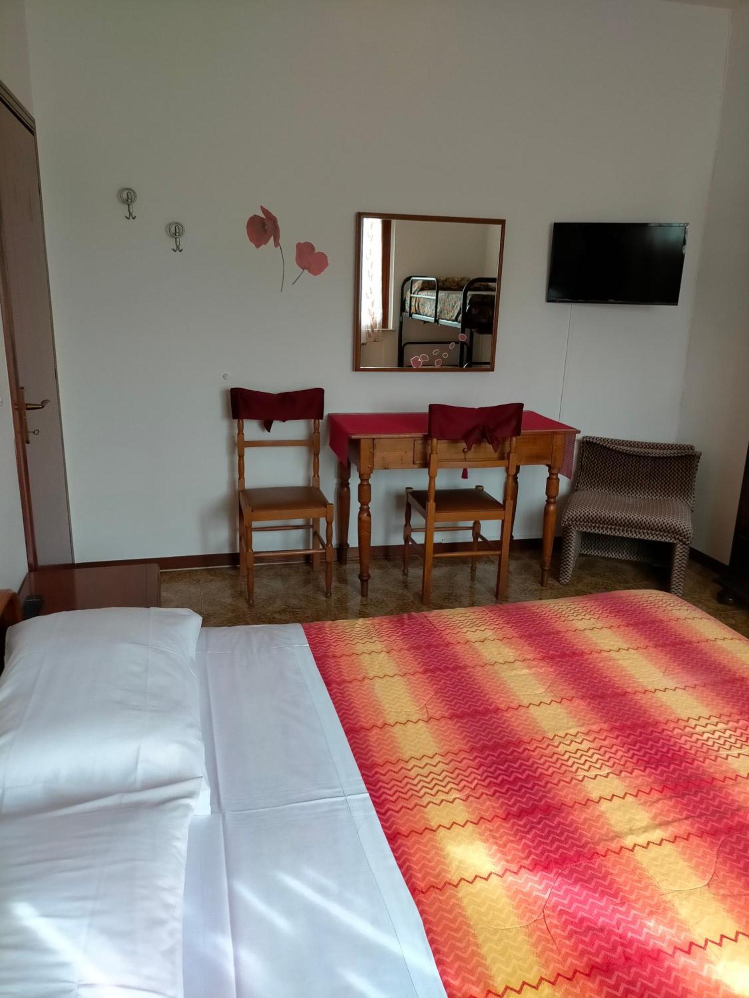 La Magnolia - Fano Bed and Breakfast Kamer foto